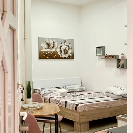 Luna * Крагуевац